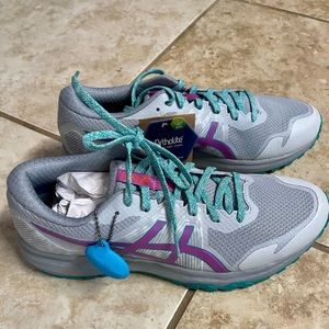 Women’s ASICS Scram 6 Trail Shoes